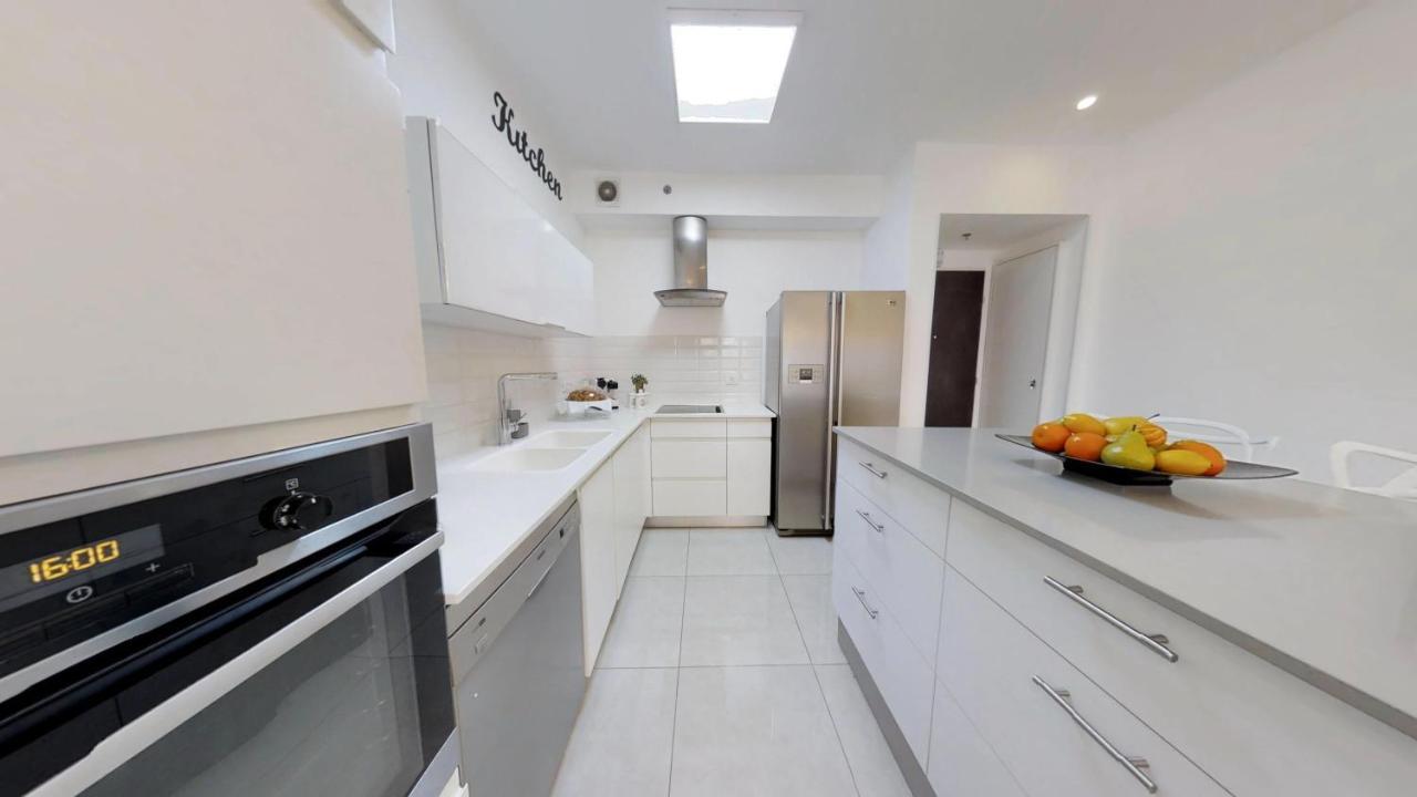 Exclusive Two-Bedroom Apartment With Parking Jerusalem Ngoại thất bức ảnh